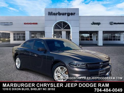 Used 2015 Dodge Charger SE w/ Popular Equipment Group RWD image 1