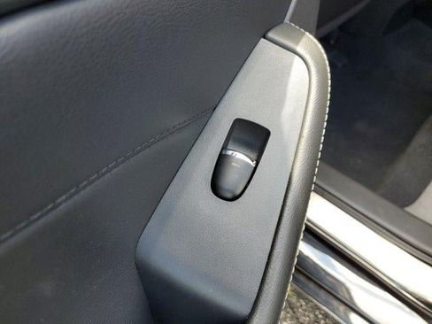 Used 2020 Nissan Maxima 3.5 SL w/ Floor Mat Group FWD image 13