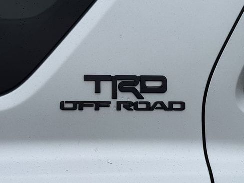 Used 2025 Toyota 4Runner TRD Off-Road Premium w/ Tow Technology Package AWD/4WD image 10