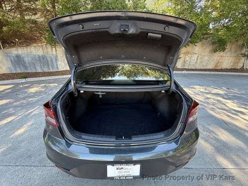 Used 2020 Hyundai Elantra Value Edition FWD image 19