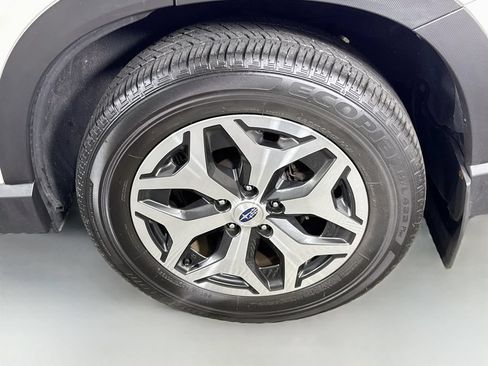 Used 2024 Subaru Forester Premium AWD/4WD image 35