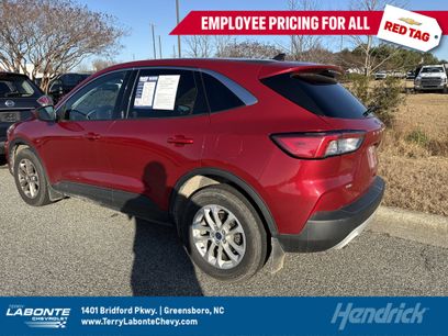 Used 2021 Ford Escape SE w/ Cold Weather Package
