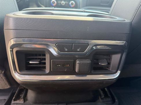 Used 2020 GMC Sierra 2500 Denali w/ Denali Ultimate Package AWD/4WD image 19
