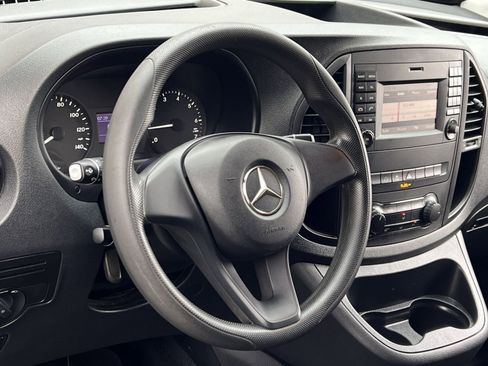 Used 2016 Mercedes-Benz Metris Passenger image 14