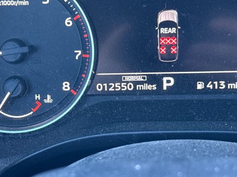 Used 2025 Mitsubishi Outlander SE image 30