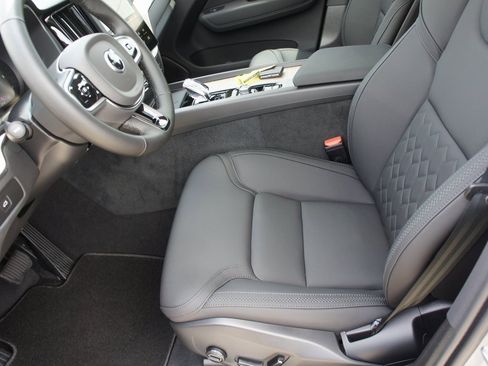 New 2026 Volvo XC60 B5 Plus w/ Protection Package Premier image 21