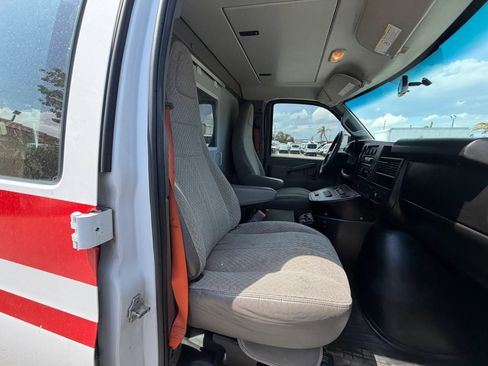 Used 2016 Chevrolet Express 3500 Extended w/ Ambulance Package RWD image 22