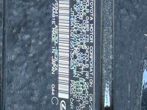 Used 2025 Lexus IS 300 F Sport w/ Accessory Package image 20