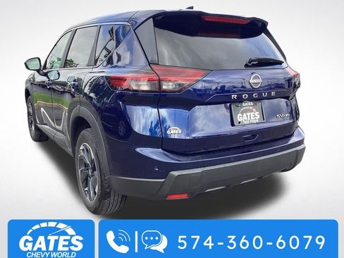 Used 2024 Nissan Rogue SV AWD/4WD image 7