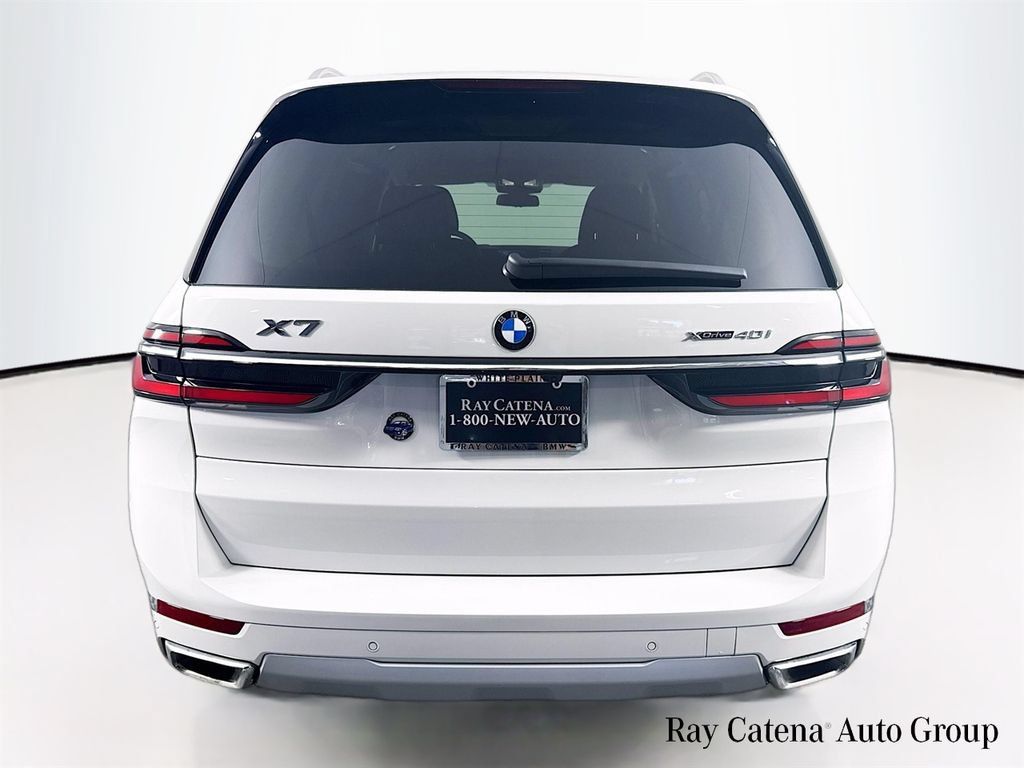 Used 2026 BMW X7 xDrive40i w/ Premium Package AWD/4WD image 6