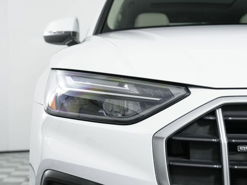 Certified 2023 Audi Q5 2.0T Premium w/ Convenience Package image 12