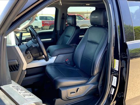 Used 2019 Ford F250 Lariat w/ Lariat Ultimate Package AWD/4WD image 8