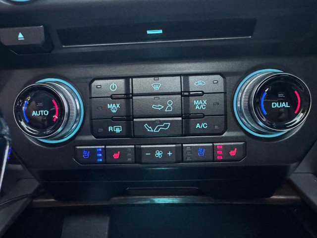 Used 2018 Ford F150 Lariat w/ Equipment Group 502A Luxury AWD/4WD image 18