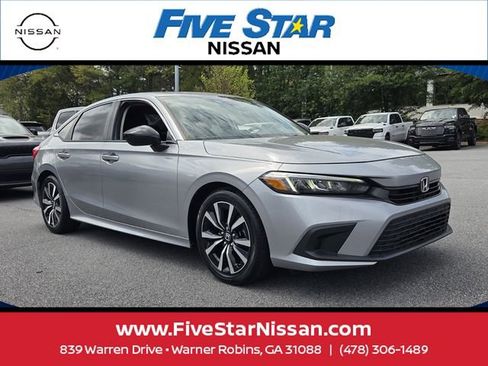 Used 2023 Honda Civic EX image 1