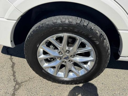 Used 2016 Ford Expedition Limited w/ Equipment Group 301A image 42