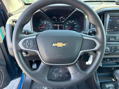 Used 2022 Chevrolet Colorado W/T w/ Custom Special Edition RWD image 25