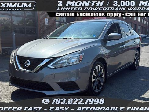 Used 2017 Nissan Sentra SV FWD image 1