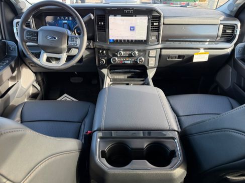 New 2026 Ford F350 Lariat w/ Black Appearance Package image 17