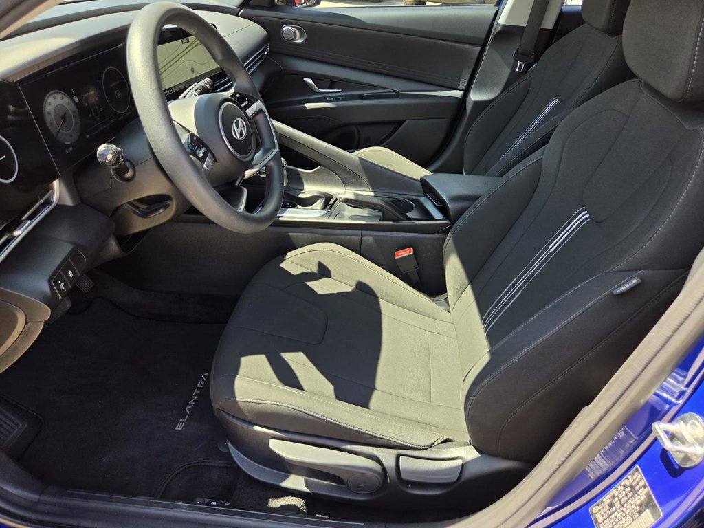 Used 2024 Hyundai Elantra SEL FWD image 16