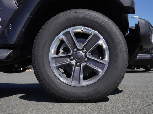 Certified 2020 Jeep Wrangler Unlimited Sahara image 10