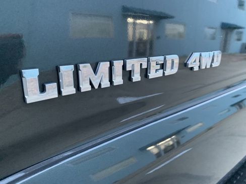 Used 2007 Toyota 4Runner Limited image 18