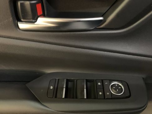 New 2026 Toyota Prius AWD image 11