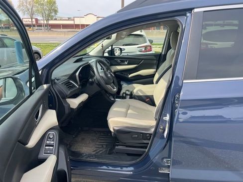 Used 2025 Subaru Ascent Limited w/ Popular Package #2 image 4