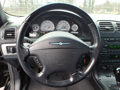 Used 2005 Ford Thunderbird Deluxe image 22