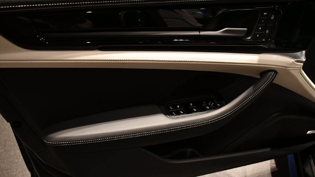 Certified 2026 Porsche Panamera 4 AWD/4WD image 16