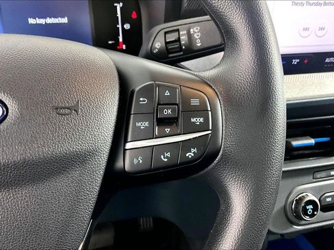 Used 2025 Ford Maverick XLT w/ 4K Tow Package AWD/4WD image 18