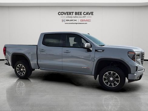 Used 2024 GMC Sierra 1500 AT4 w/ Technology Package image 12