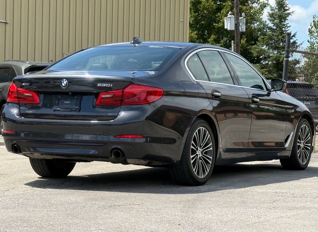 Used 2018 BMW 530i xDrive AWD/4WD image 5