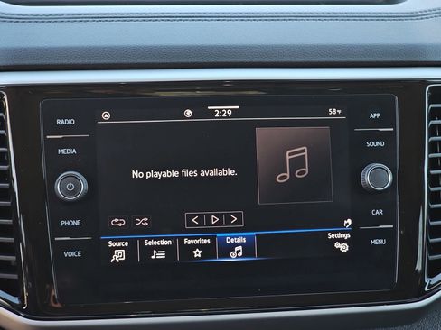 Used 2022 Volkswagen Atlas SE image 25