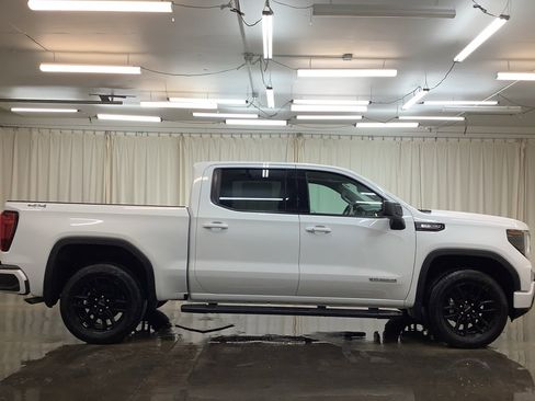 New 2026 GMC Sierra 1500 Elevation w/ Preferred Package image 5