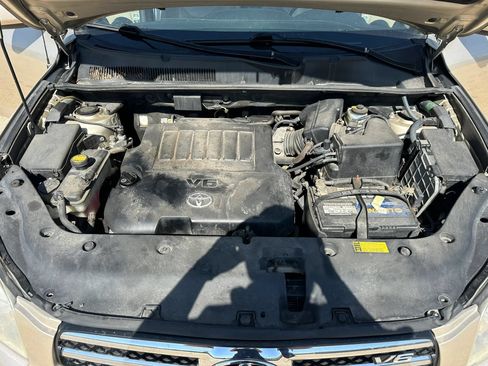 Used 2008 Toyota RAV4 Limited AWD/4WD image 19