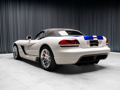 Used 2005 Dodge Viper SRT-10 RWD image 41
