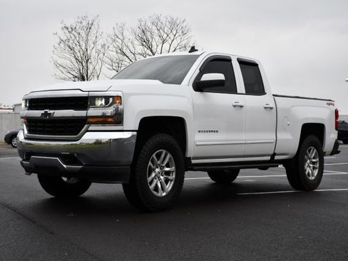 Used 2019 Chevrolet Silverado 1500 LT image 3