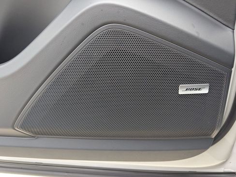 New 2026 Porsche Cayenne image 14