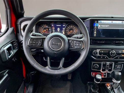 Used 2024 Jeep Gladiator Sport image 8