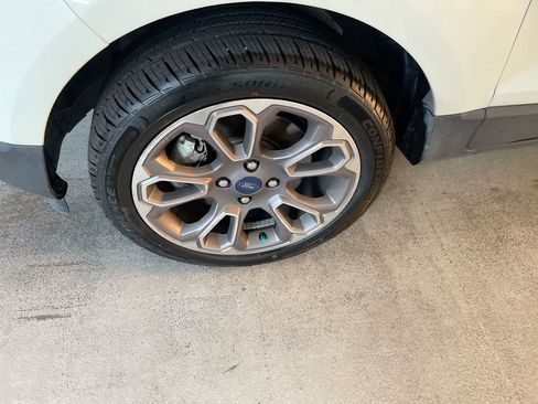 Used 2020 Ford EcoSport Titanium AWD/4WD image 10