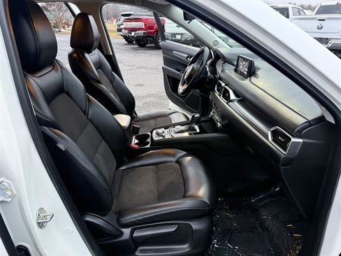 Used 2019 MAZDA CX-5 Touring image 13