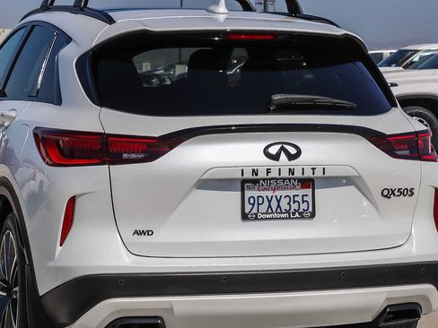Used 2025 INFINITI QX50 Sport AWD/4WD image 10
