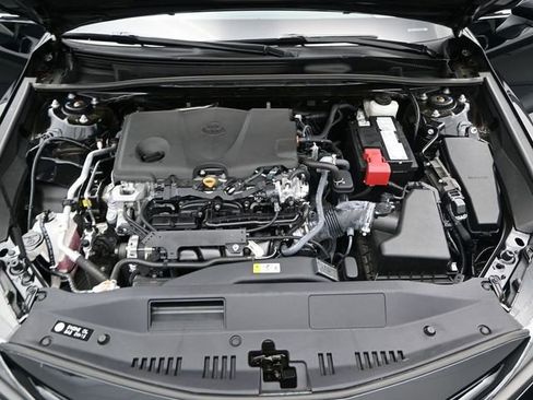 Used 2023 Toyota Camry SE image 19