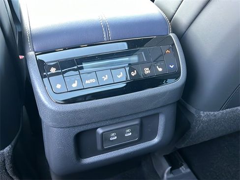 New 2026 INFINITI QX60 Sport image 16