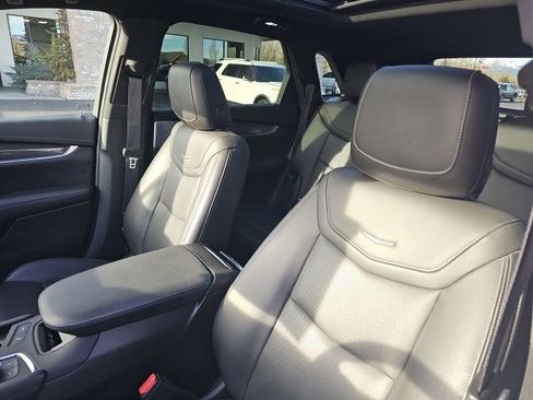 Used 2022 Cadillac XT5 Sportv image 36