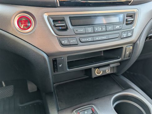 Certified 2021 Honda Ridgeline RTL image 15