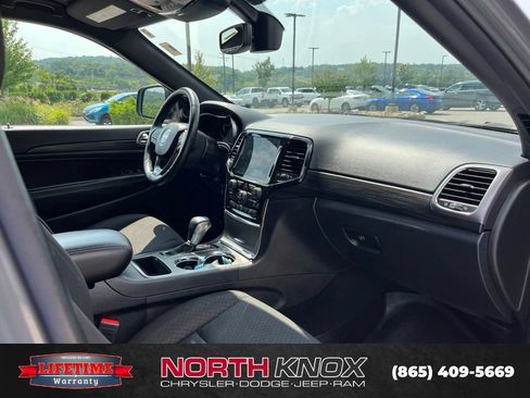 Used 2021 Jeep Grand Cherokee Freedom Edition AWD/4WD image 27
