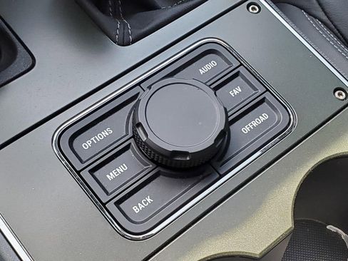 Used 2025 INEOS Grenadier image 20