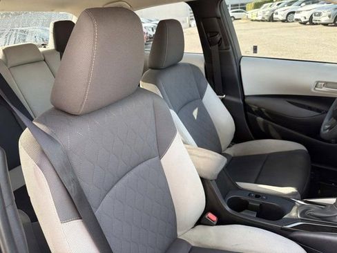 Certified 2025 Toyota Corolla LE image 16