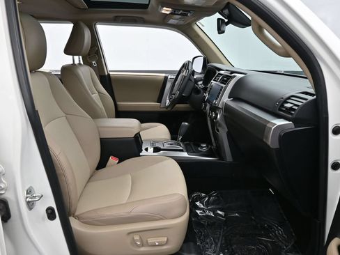 Used 2023 Toyota 4Runner SR5 Premium w/ Moonroof Package AWD/4WD image 34